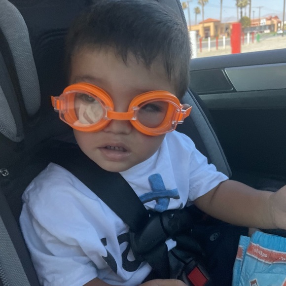 Meet your Posher, Tiana - Picture 1 of 1